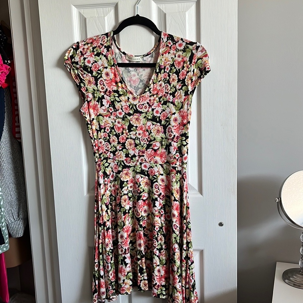 Annianna Floral Sundress | Swing dress